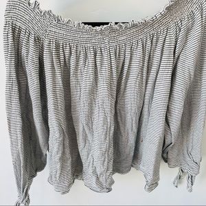 We the Free size L off the shoulder 3/4 sleeve with bow tie at both elbows